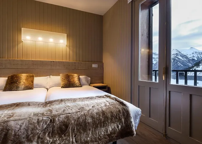 Hotell Tobazo Candanchú